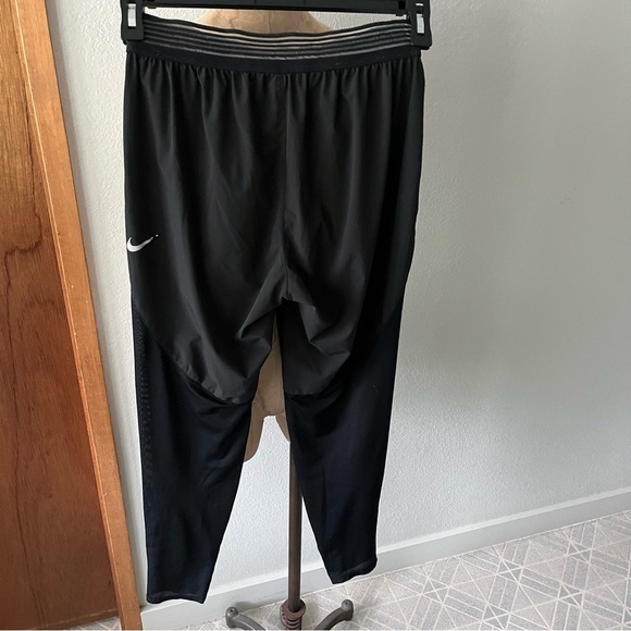 NIKE sz S Black Essential Flex Running Pants AQ5895 Elastic Waist - Picture 3 of 9